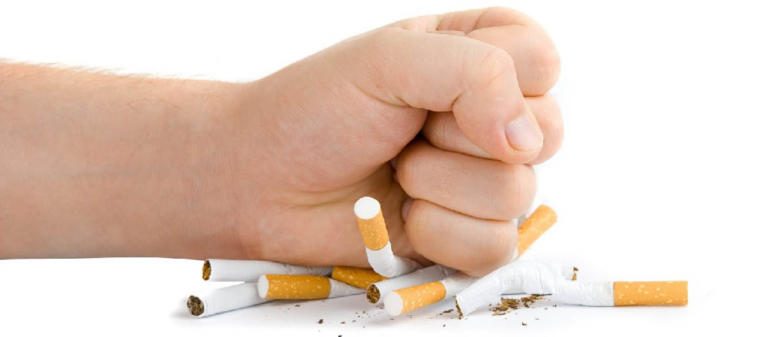 Calderón Guardia opens clinic to quit smoking