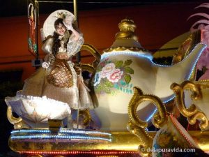 Teapot and model, Festival of Lights, Costa Rica