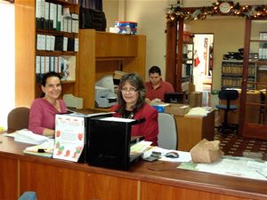 The helpful staff at ARCR, Carolina and Anabelle