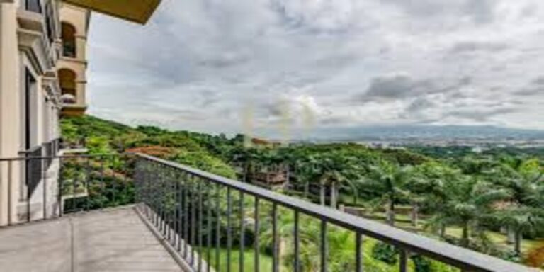Escazu Luxury Apartment with Great View