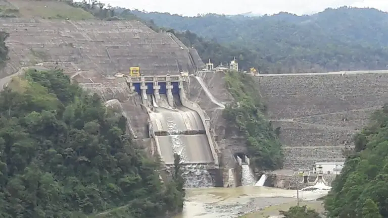 Costa Rica Secures $670 Million Loan for Hydroelectric Dam
