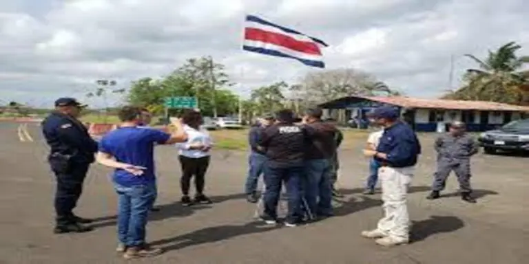 Police on Alert for Illegal Nicaraguan’s Crossing Border to Set up Shop in Costa Rica