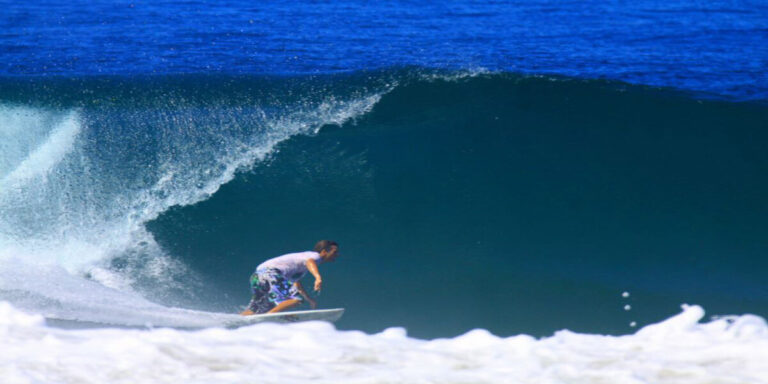 World Masters Surfing Championship 2012 Colorado Beach Nicaragua Perfect Conditions