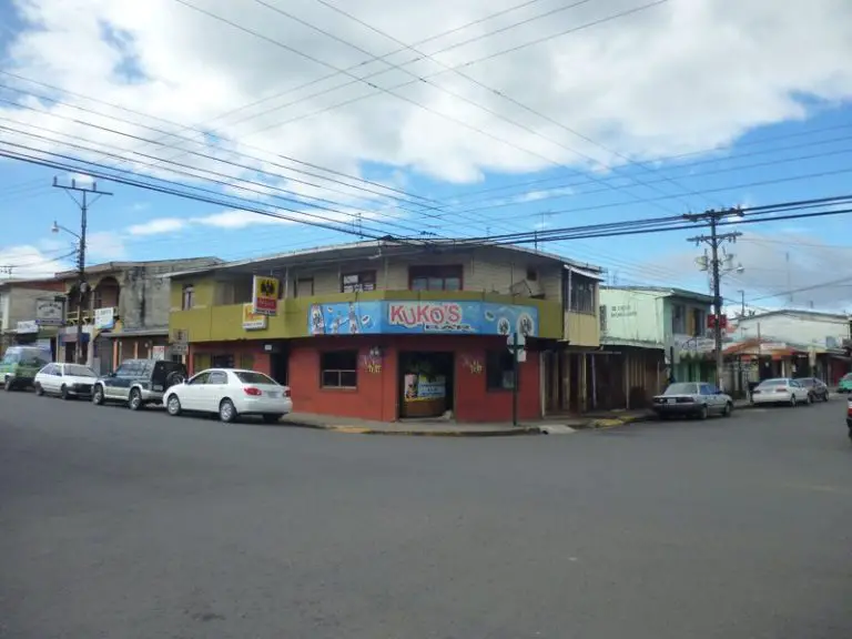 Key Lease – Bar Restaurant Business Opportuntiy in Costa Rica