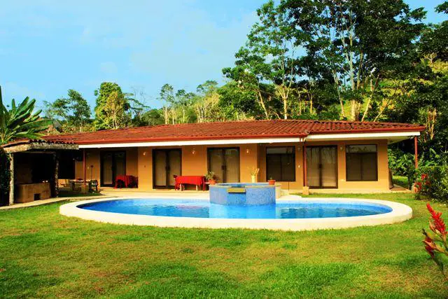 For Sale in Little Switzerland (Turrialba area) 3 Bedrooms, Pool, Reduced