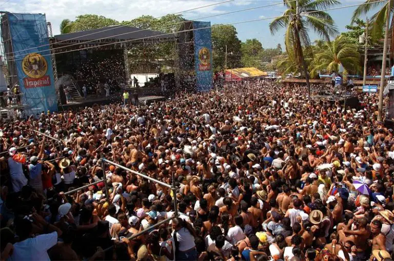 Puntarenas Carnival Starts February 2, 2013