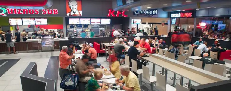 Quiznos, KFC, Cinnabon, Smashburger and Ron Centenario Bar & Café Land at Juan Santamaria Airport in Costa Rica