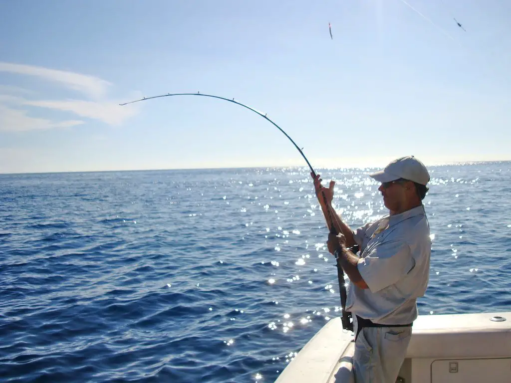 Ловлю трек. Спортивная рыбалка. Sport Fishing 1906. Спортивная ловля рыбы спорт. Worldwide Sports Fishing.