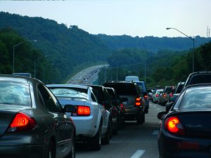  A total of 1,025 vehicle owners were fined for not carrying the marchamo corresponding to 2014, according to the Ministry of Public Works (MOPT).