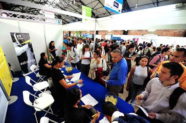 The 2015 CINDE Bilingual Job Fair This Weekend Has More Than 4,200 Openings Available
