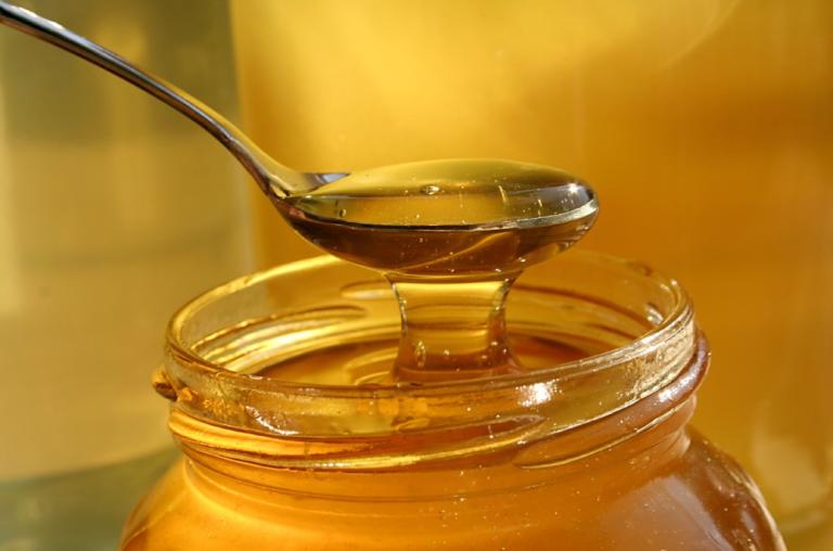 Honey Import Doubled Due to Environmental Changes