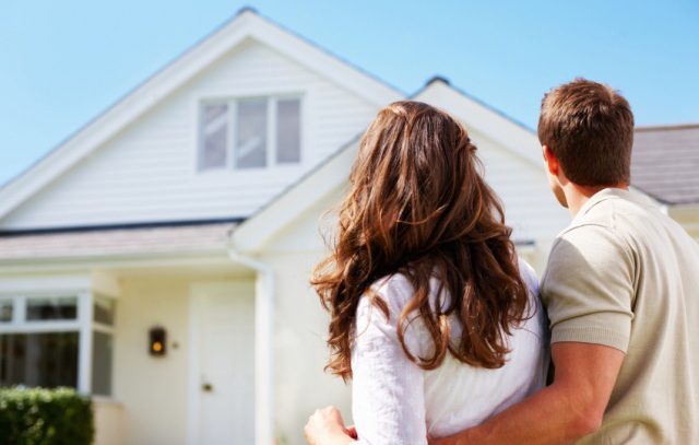 10 Tips For Buying Your First Home