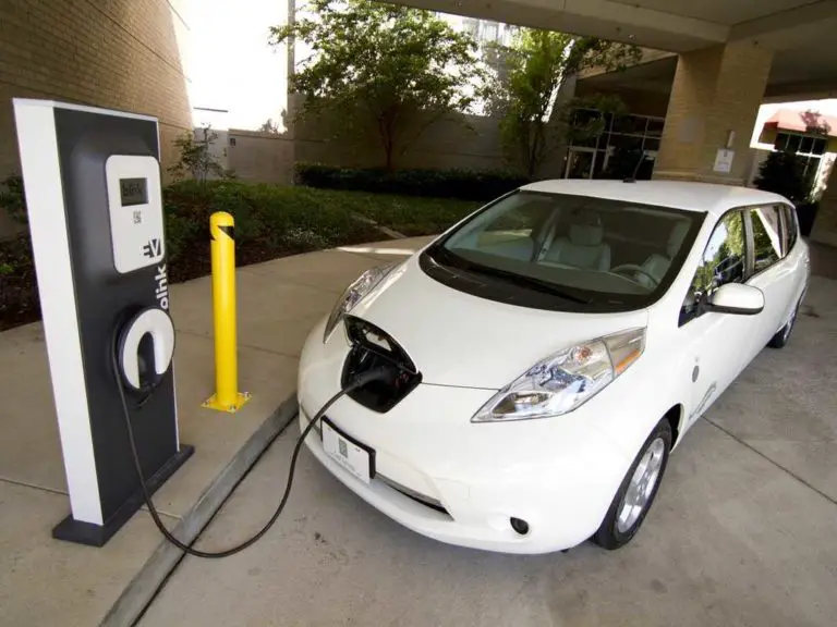 220 Kilometers in an Electric Vehicle Costs Just US$ 2