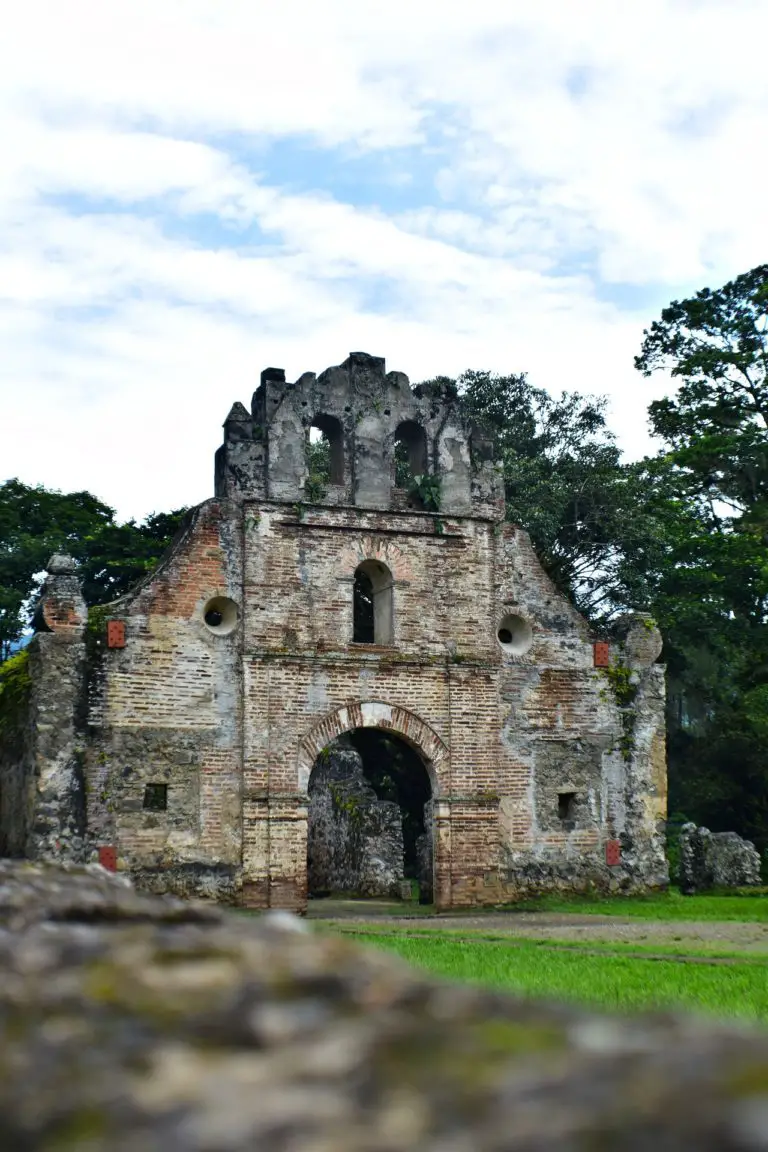 The Fascinating Ujarrás Ruins of Costa Rica