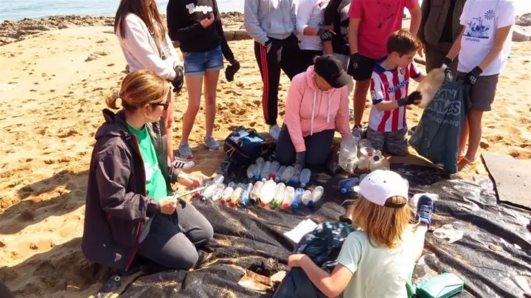 Volunteers Removed 2,400 Kilos of Waste from Guacalillo Beach