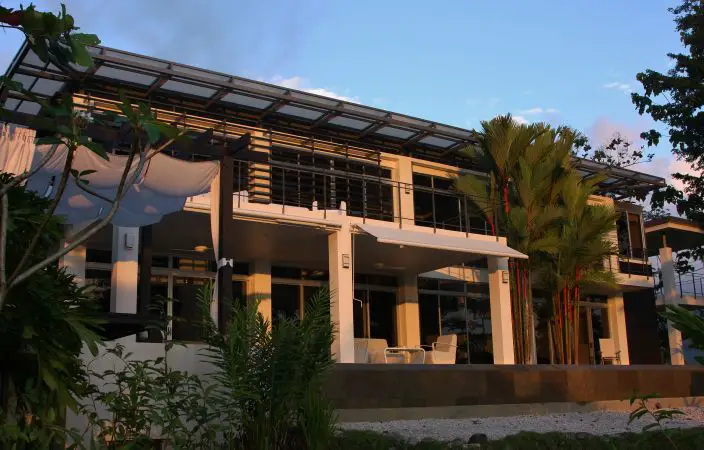 Luxurious Contemporary Home on Exquisite Property featuring Natural Living, Uvita
