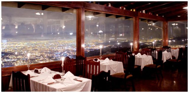 Internal view of the restaurant Mirador Ram Luna