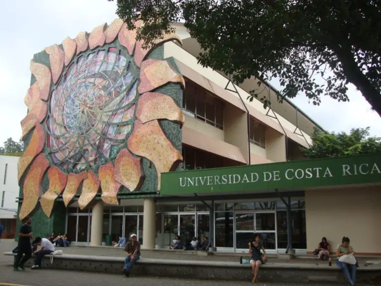 The Costa Rican Educational System