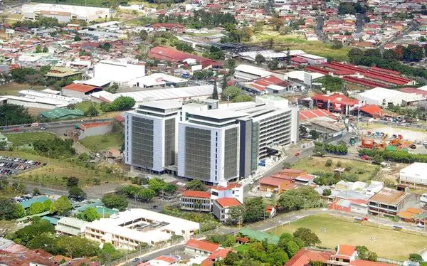 El Tobogán Corporate Center is located in the central area of San José.