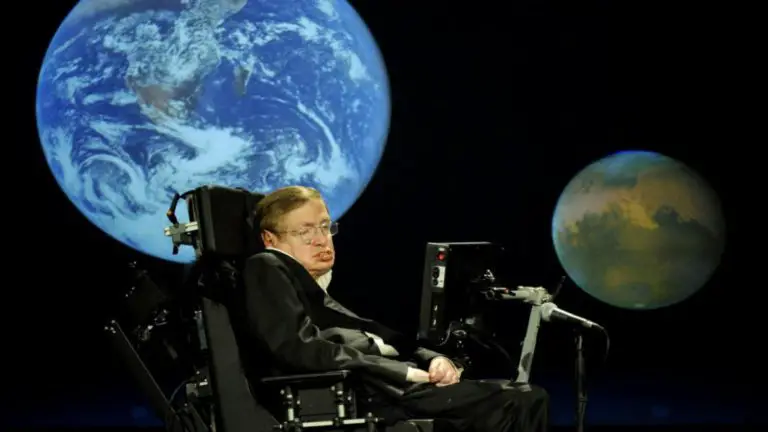 Physicist Stephen Hawking Dies at the Age of 76