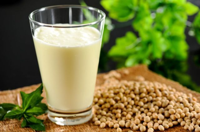 Soymilk and soybeans