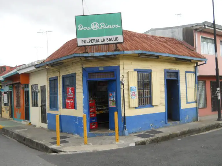Small Supermarkets and Stores Generate Sales of More Than US$ 1,700 Million A Year in Costa Rica