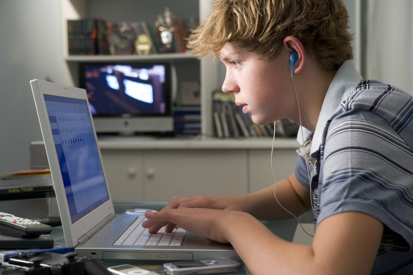 The best age to introduce your kids with computer