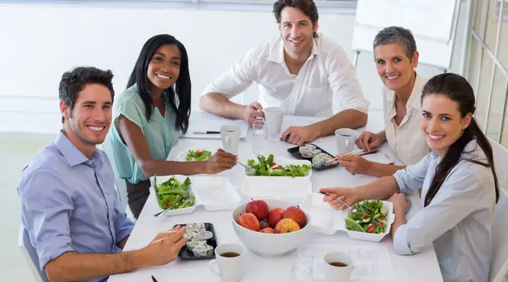 Follow 4 Recommendations for a Healthy and Sustainable Eating