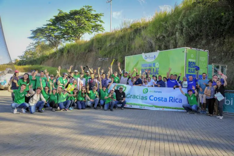 Costa Rica Gets Guinness World Records for Plastics Collection