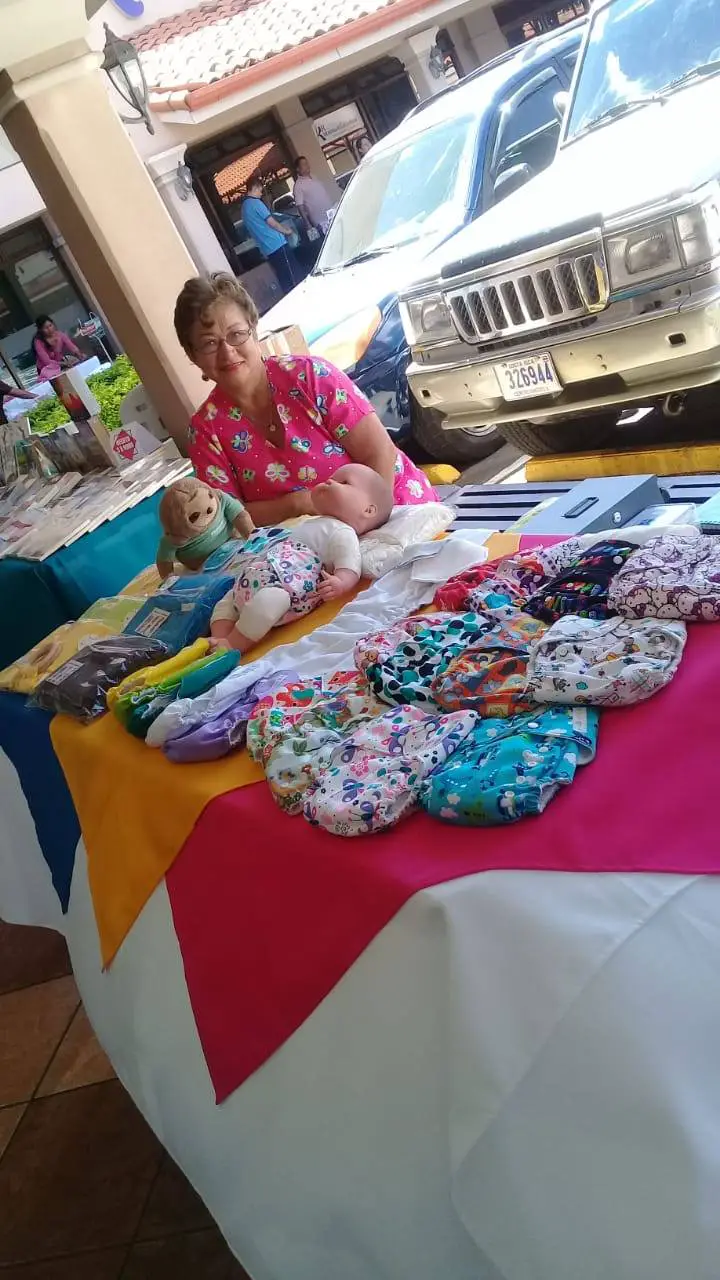 Ecological Diapers Made by a Costa Rican Family Contribute to Protect the Environment
