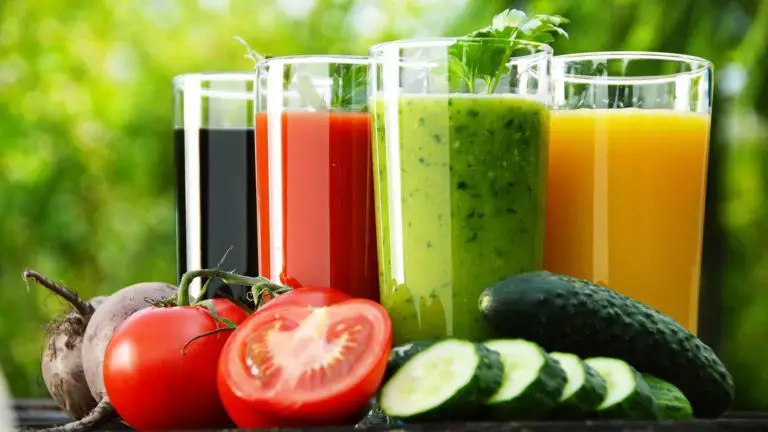 Top drinks and Food Items to keep your Kidney Healthy