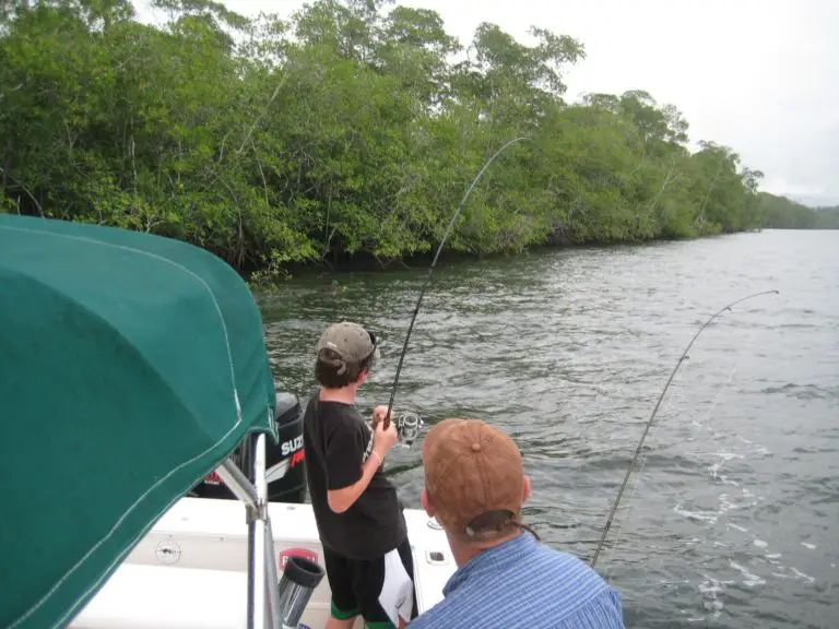 Free Talks about Fishing Regulations in Rivers and Lakes Will Be Given