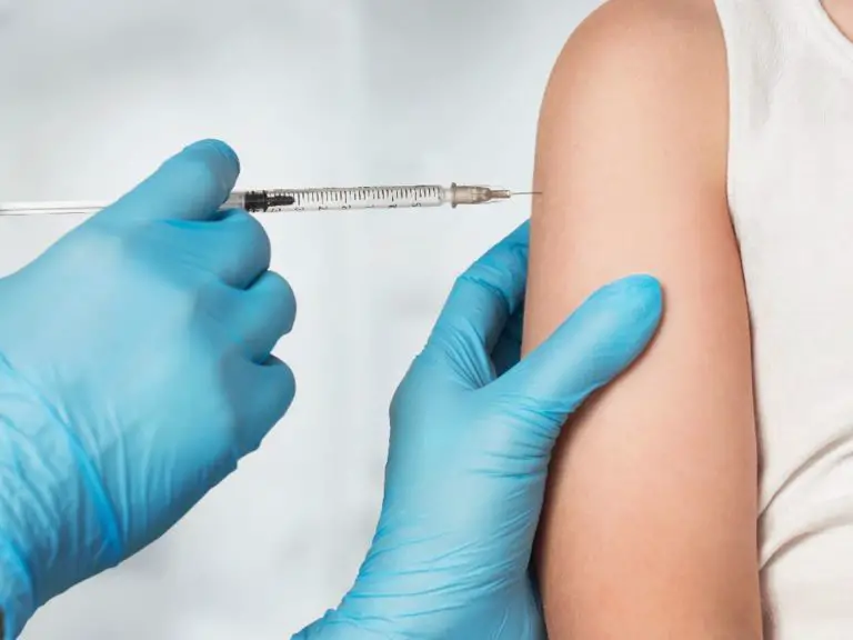 Ministry of Health: Vaccine Against Papilloma in 10-Year-Old Girls Is Mandatory