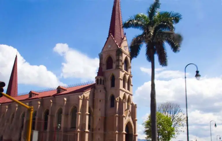 Churches of San José: Years of History and Culture