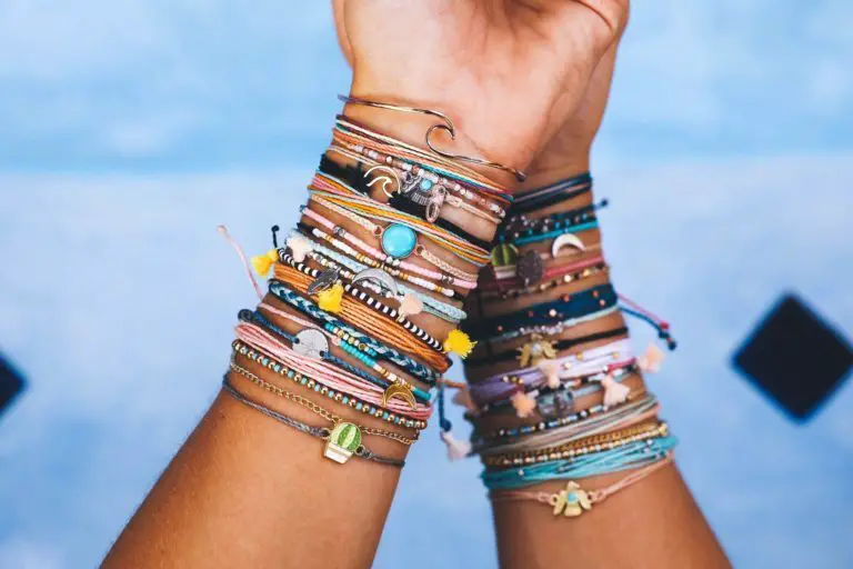 Bracelet Company Founded in Costa Rica Was Sold for US$ 130 Million