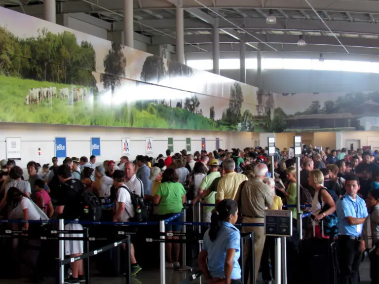 Increase in Air Traffic Entering Costa Rica Fills the Tourism Sector with Hope