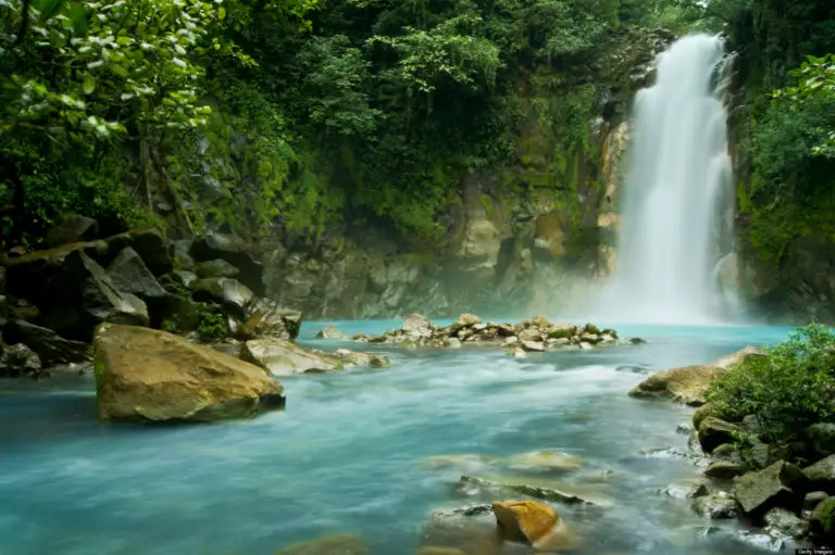 Discover the Top-10 Best Places in Costa Rica!