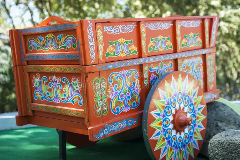 Costa Rica's Painted Oxcarts: A Cherished Tradition Rolls On