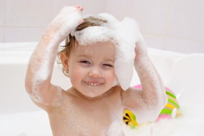 When can kids bathe themselves and teaching them correctly