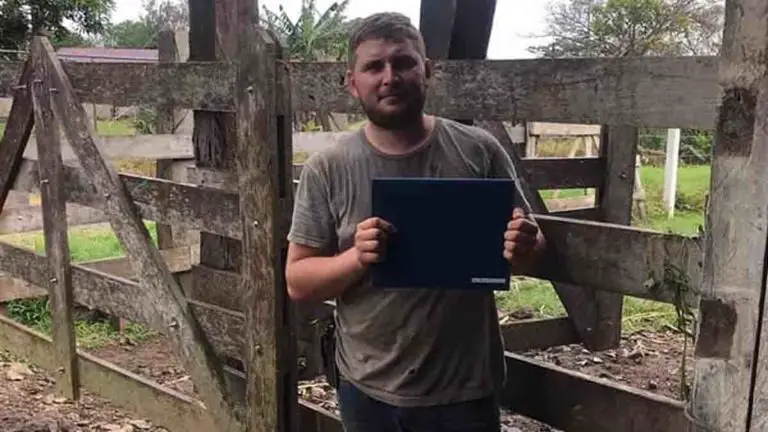 Costa Rican Student Receives College Degree While Working on Farm