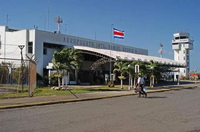 Guanacaste Airport, the third in the world with health accreditation