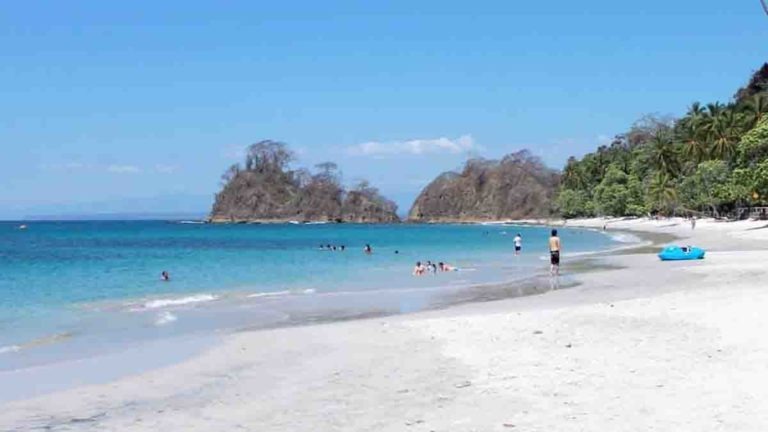 Costa Rica Registers Record Number of Beaches with Ecological Blue Flag