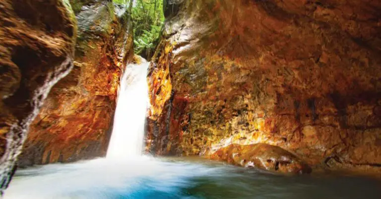 Live the experience of Venturing into a Volcanic rock Cenote in Huetar territory