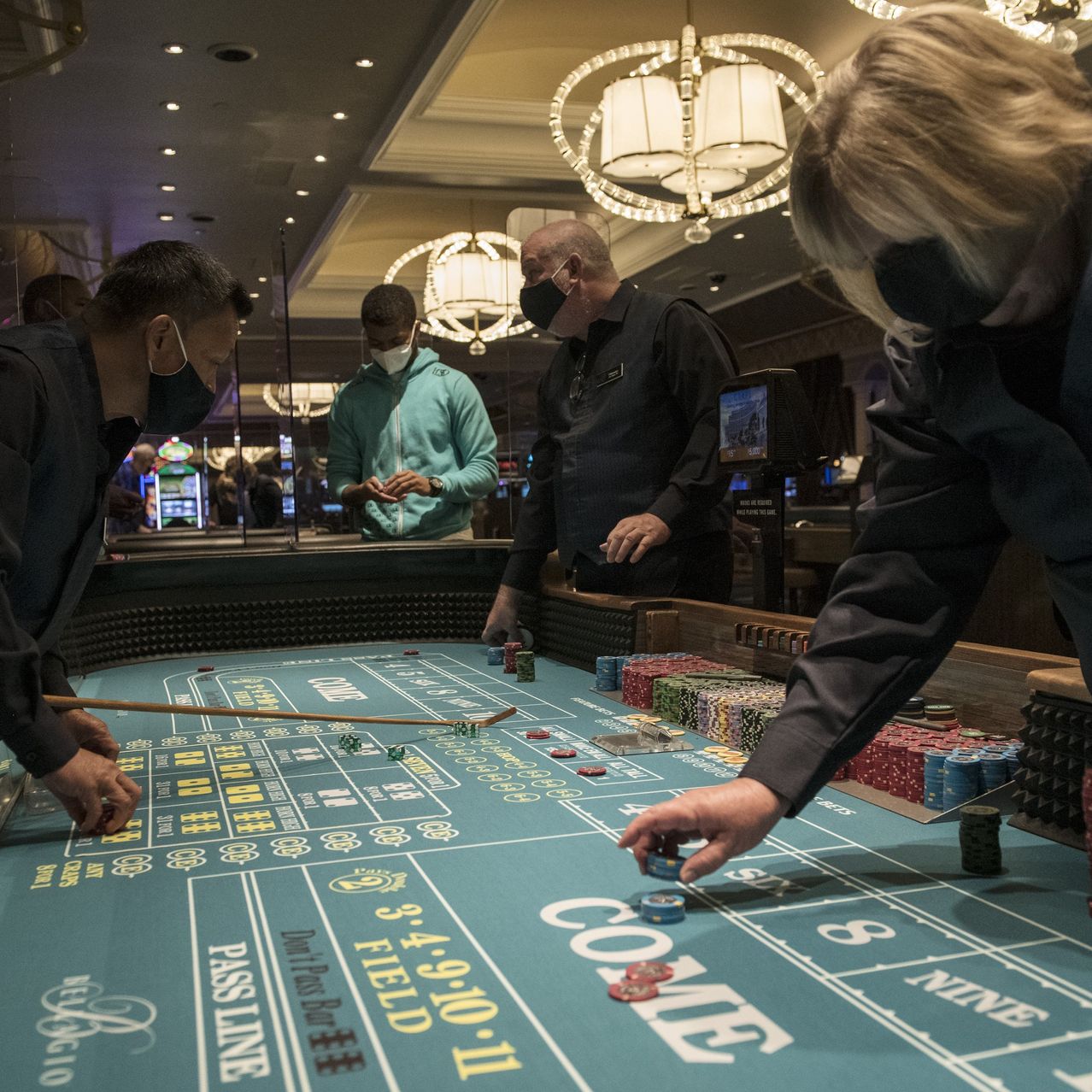 500 club casino reopen