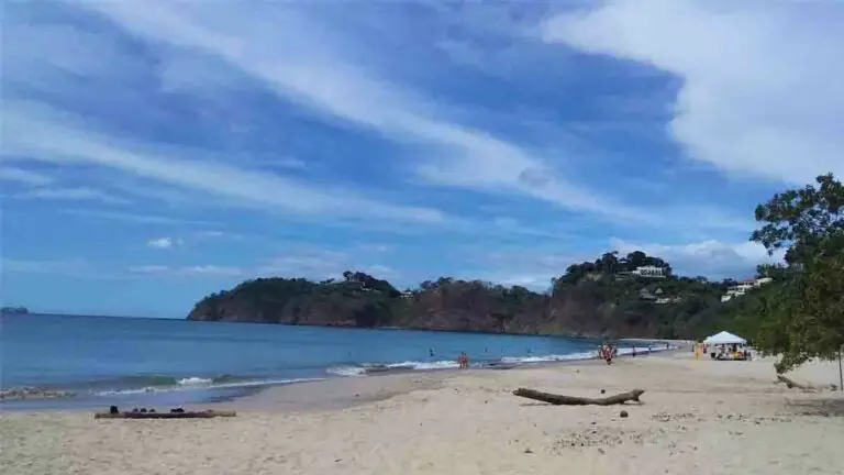 “Mega Marathon: Cleaning the Beaches” will take place this Weekend in Costa Rica