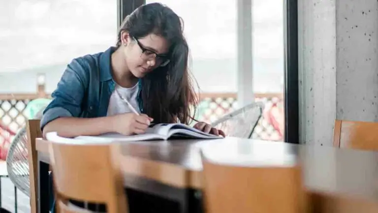 4 Essential Tips to Boost Your Reading SAT Score
