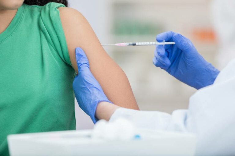 Precautionary Measure Is Presented to Suspend the Decree Of Mandatory Vaccination In Costa Rica