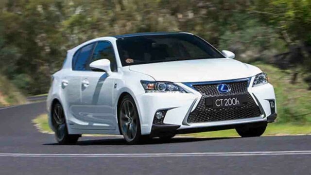 Lexus CT200h