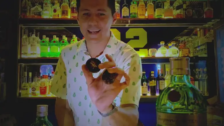 Costa Rican Bartender Wins Award to Best Cocktail in World Contest