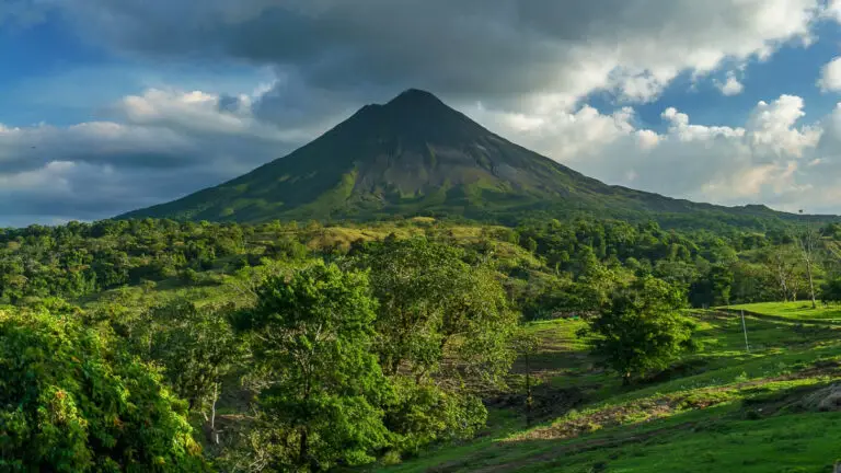 What is Sustainable Tourism in Costa Rica Made of?